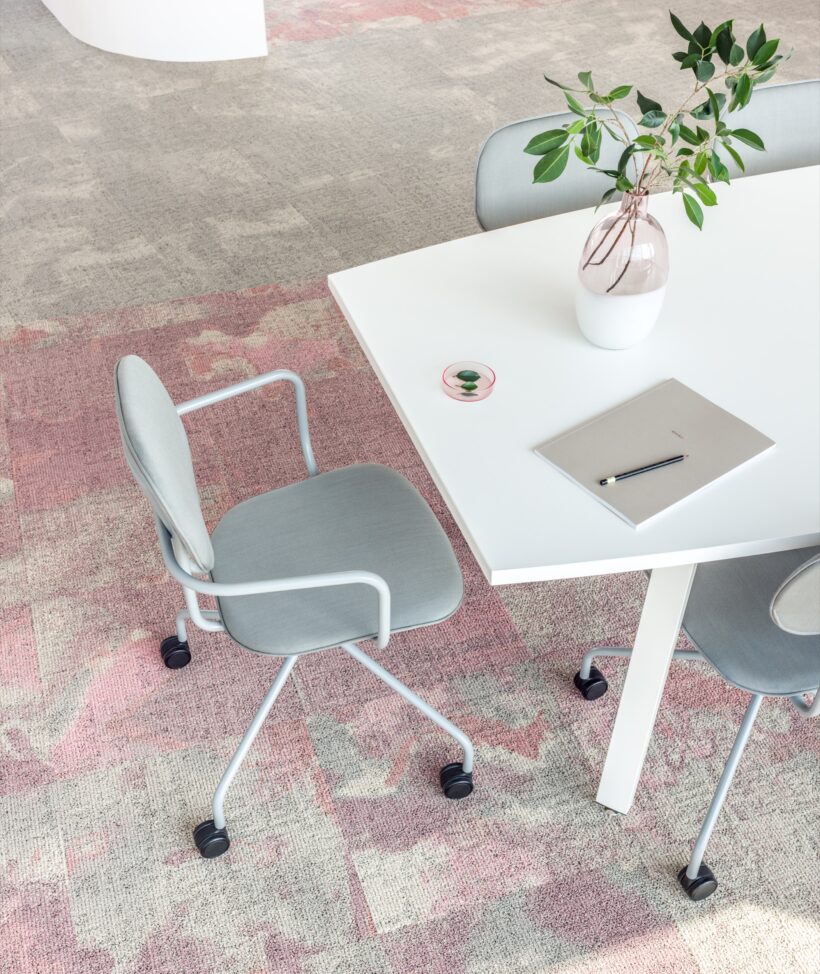 meeting tables ogi_a (1)