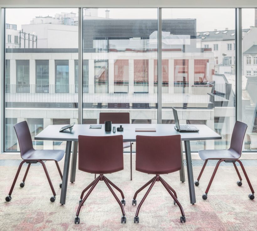 meeting tables ogi_a (9)