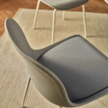 seating_baltic_chair_mc14_m015ral9010_mdd_3_male